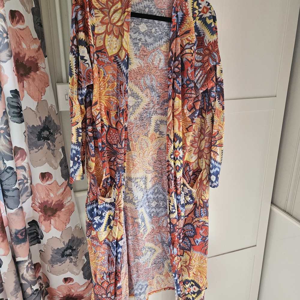 LuLaRoe Sarah Multicolor Patterned Duster, Size Large
